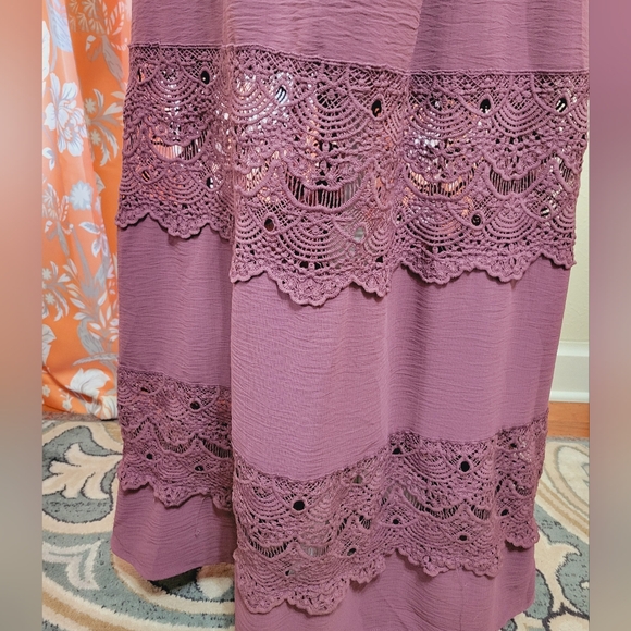 Like NEW Deep V Neck Purple Women's Dress - Picture 3 of 6